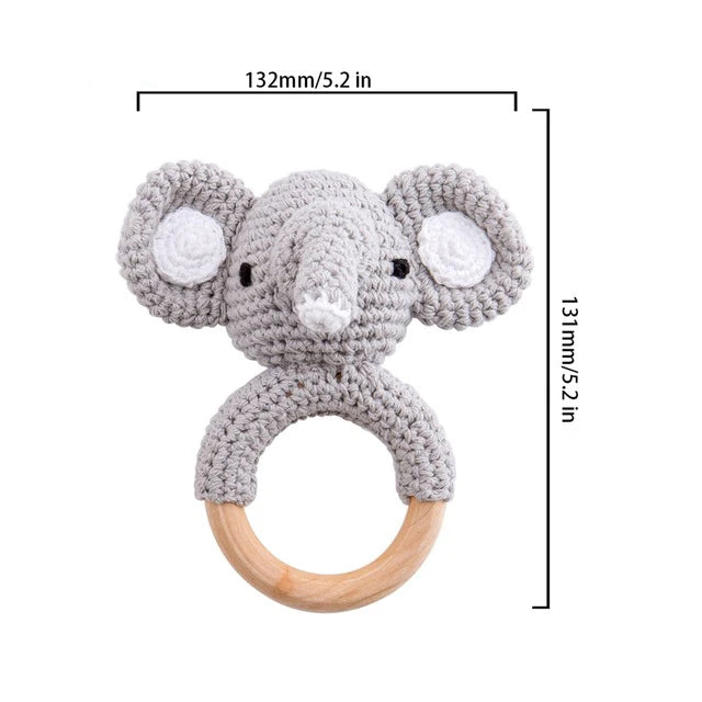 Hochets animaux en bois et crochet