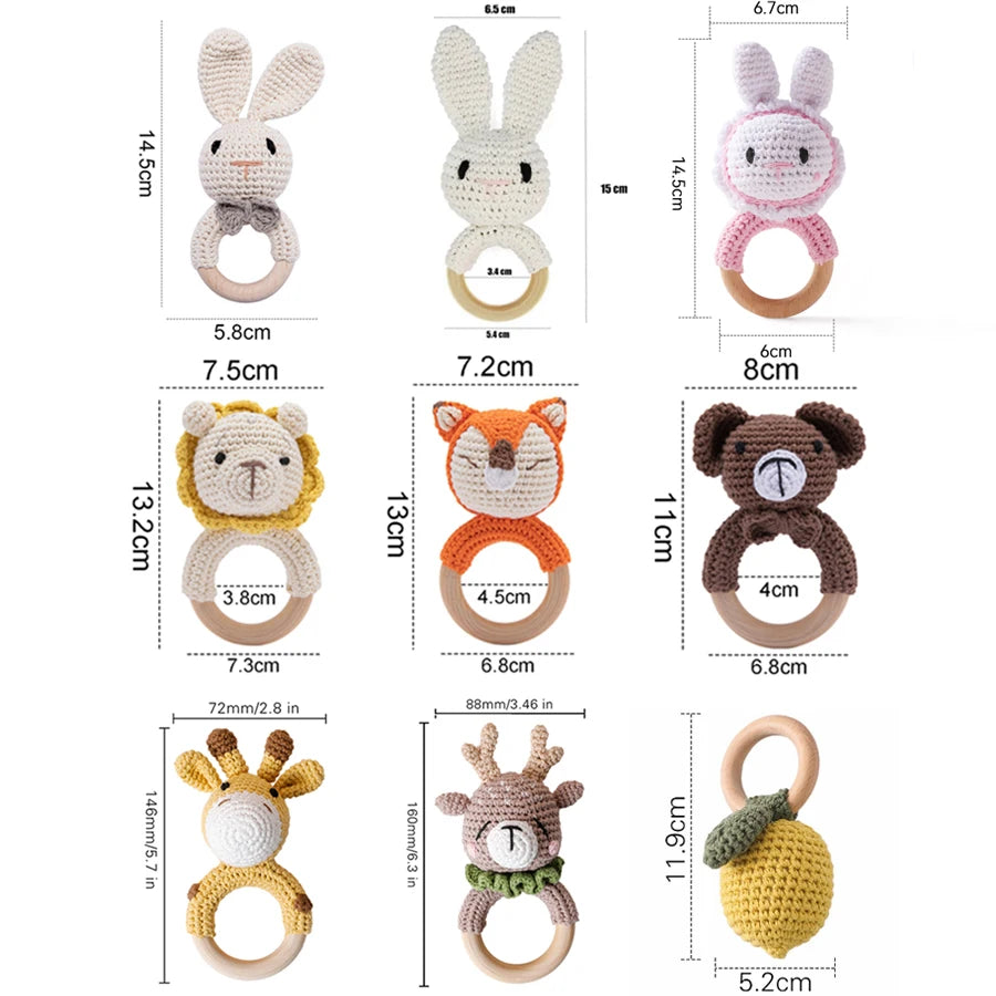 Hochets animaux en bois et crochet